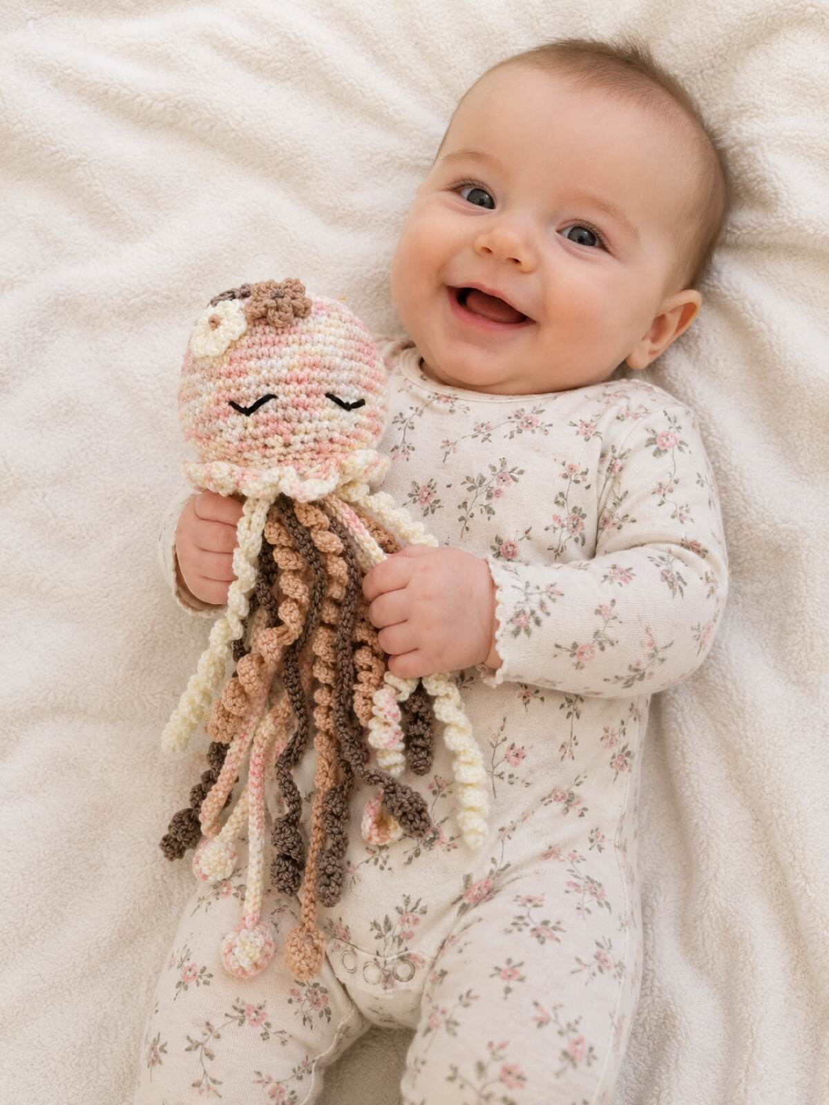 Driftwood sleeping octopus shown held